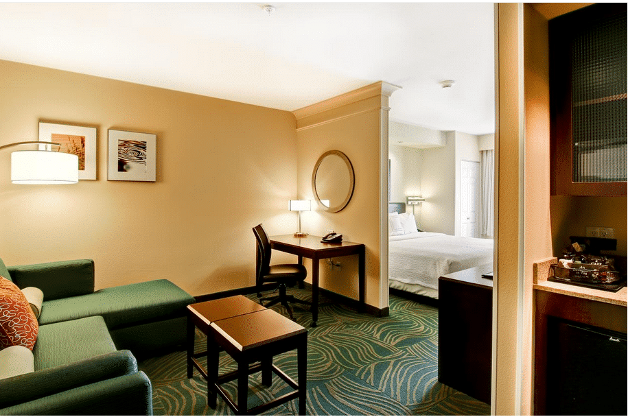 מלונות בפרזנו - SpringHill Suites Fresno