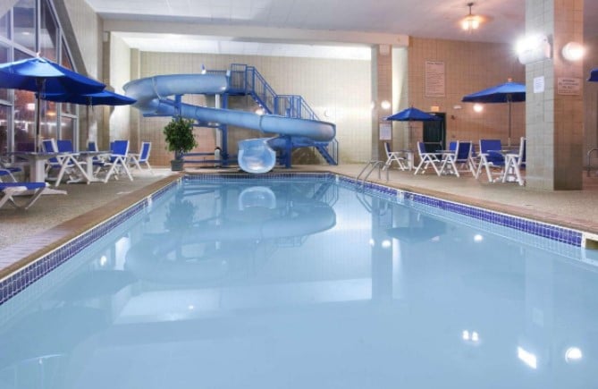 מלונות ברפיד סיטי - Country Inn & Suites by Radisson